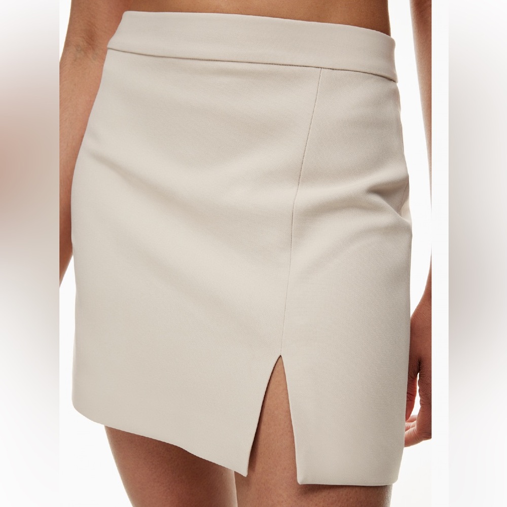 Aritzia Wilfred Patio Mini Skirt Birch Bouleau - Picture 6 of 13